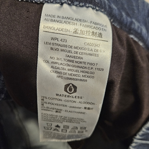 Classic Blue Women's Jeans - Picture 5 of 6